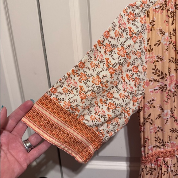 R. Vivimos Bohemian Peach Floral V-Neck Button Down Midi Summer Dress Sz S 4/6 - Picture 6 of 16